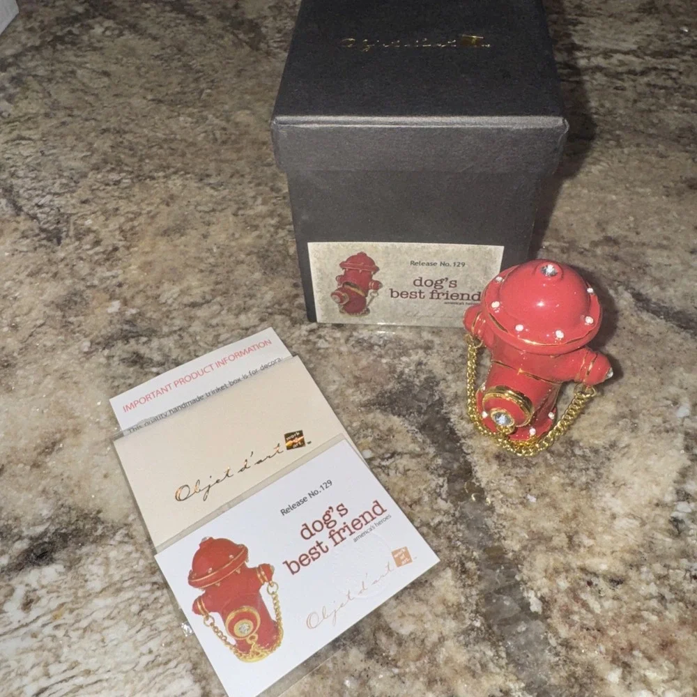 Objet D'Art #129 DOGS BEST‎ FRIEND Fire Hydrant Blinged Hinged Trinket Box